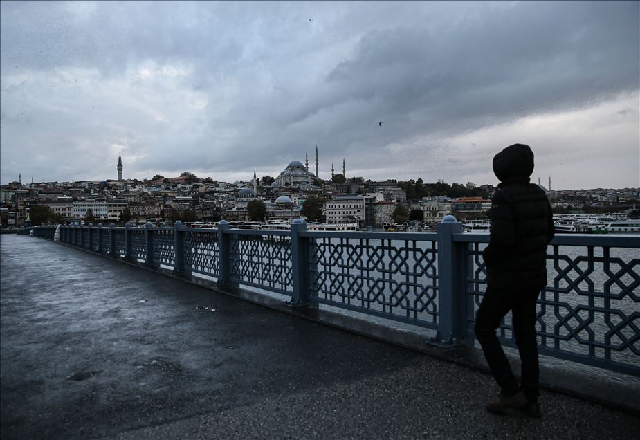 Kovid-19 tedbirleri kapsamında uygulanan sokağa çıkma kısıtlaması