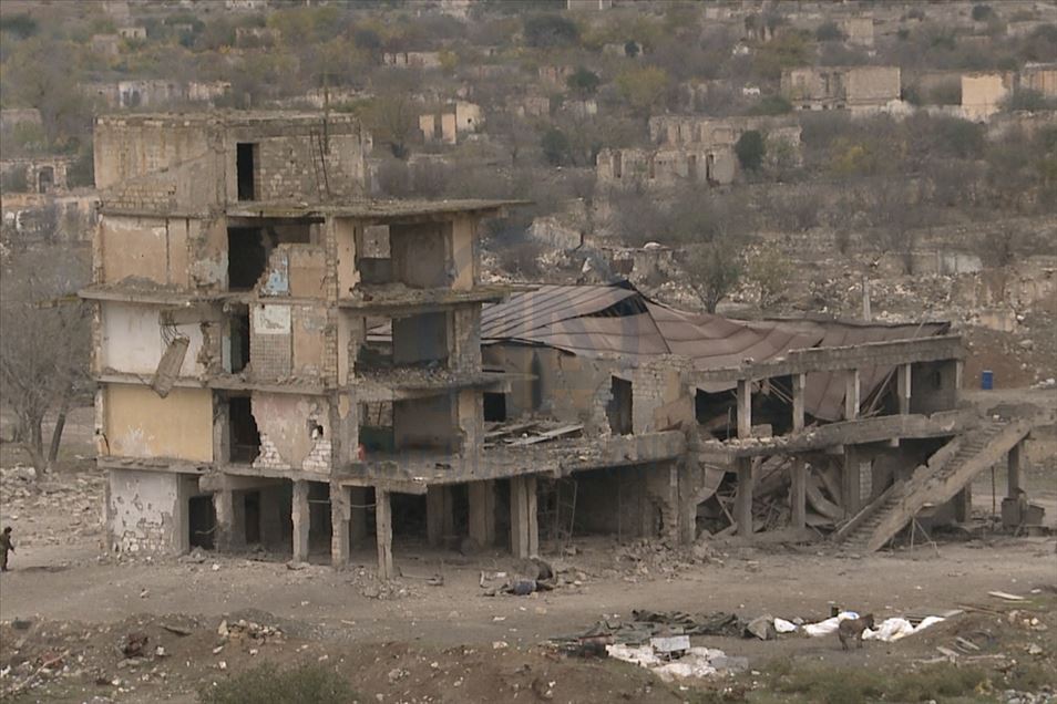 Агдам: город, превращенный армянами в руины