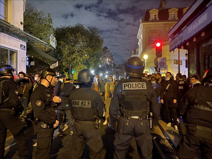 Police intervention in Paris