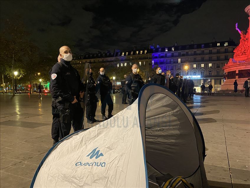 Police intervention in Paris