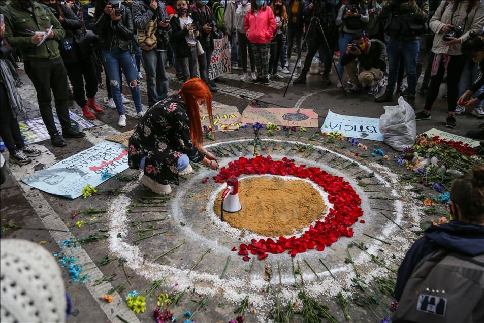 Kolumbi, ceremoni përkujtimore në njëvjetorin e vdekjes së Dilan Cruz