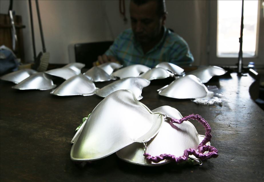 Face masks made of gold and silver for sale in Istanbul