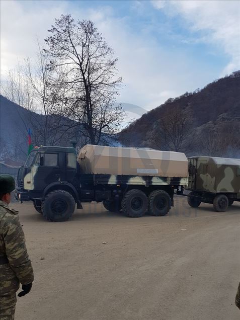 Azerbaycan ordusu 27 yıldır işgal altında bulunan Kelbecer'e girdi 
