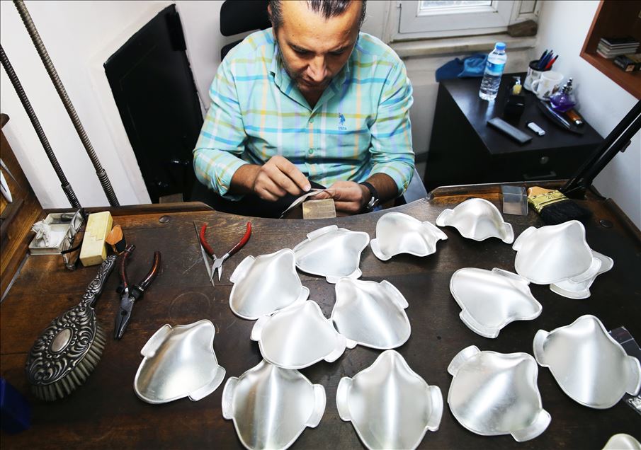 Face masks made of gold and silver for sale in Istanbul
