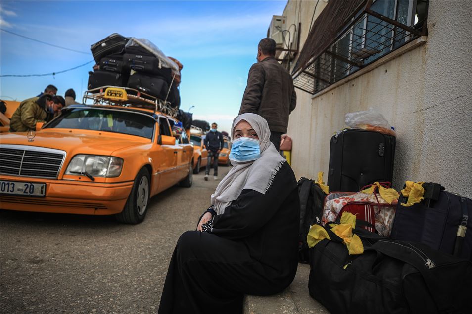 Mesir buka perlintasan Rafah dengan Gaza