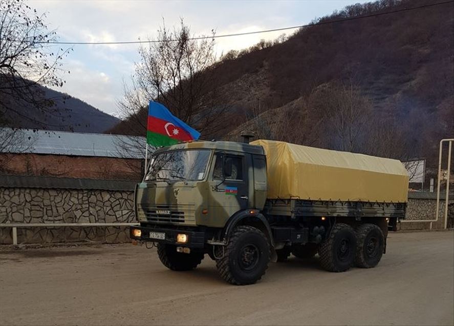 Azerbaycan ordusu 27 yıldır işgal altında bulunan Kelbecer'e girdi 