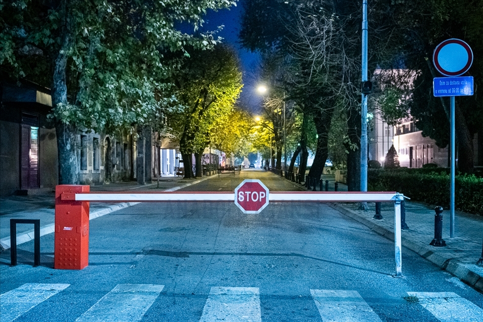 Crna Gora: Nove epidemiološke mjere ispraznile ulice u Podgorici