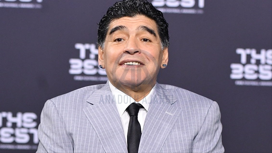 ئەفسانەى تۆپى پێى ئەرژەنتينى مارادۆنا كۆچى دوايى كرد