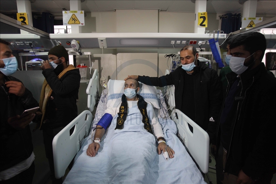 الأخرس عقب الإفراج عنه: إرادتنا انتصرت على الاحتلال