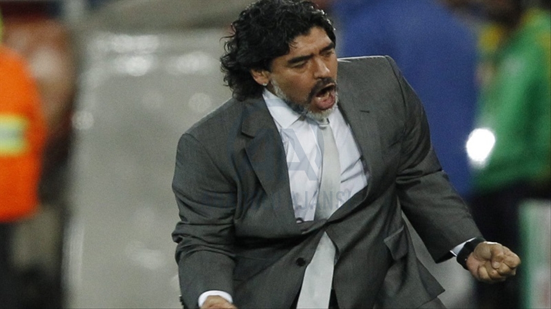ئەفسانەى تۆپى پێى: مارادۆنا