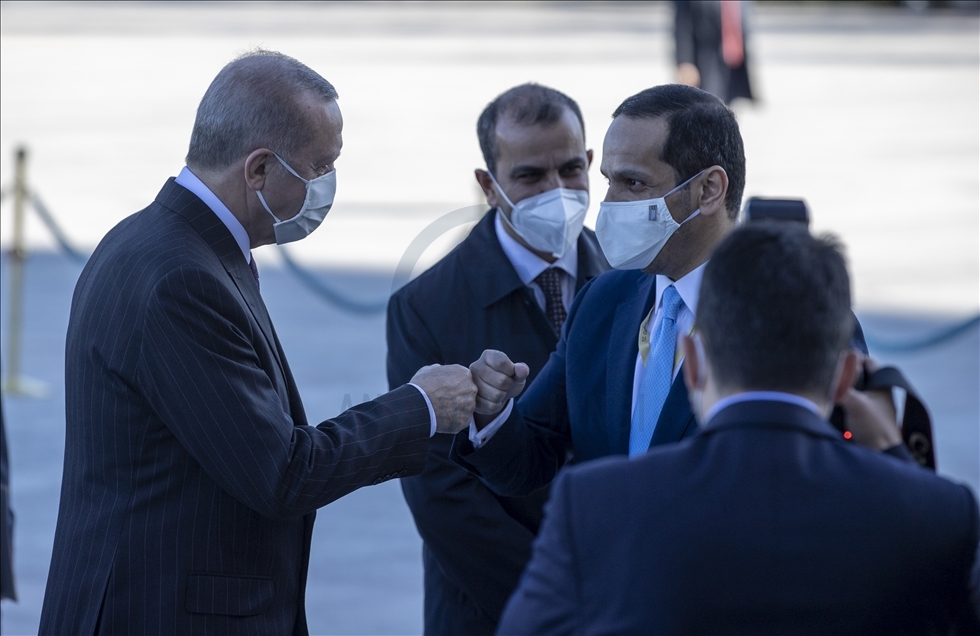 Cumhurbaşkanı Erdoğan, Türkiye'ye gelen Katar Emiri Al Sani'yi resmi törenle karşıladı