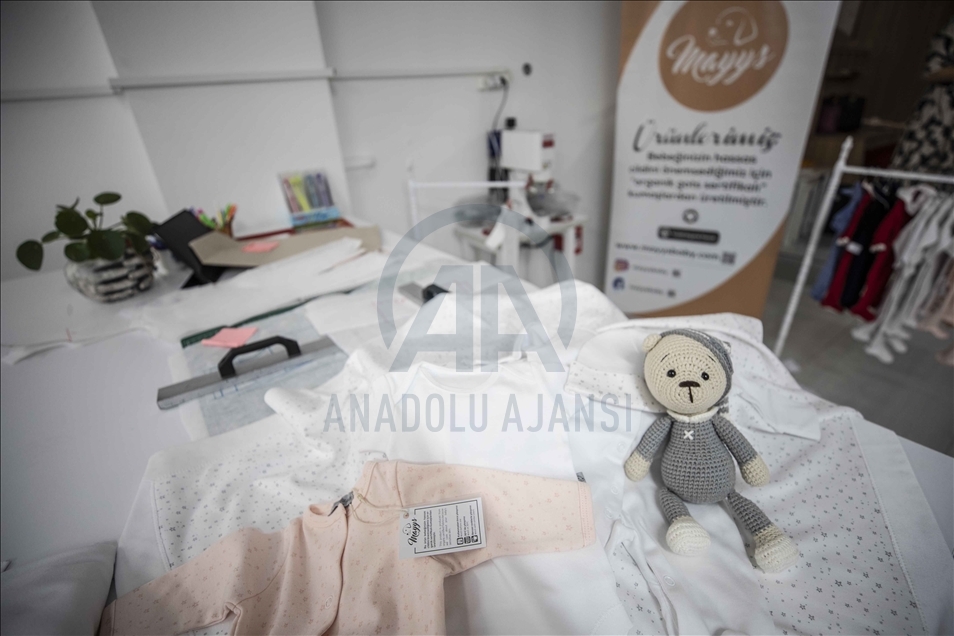 التركية غولهان كسر.. بملابس عضوية تستهدف العالمية