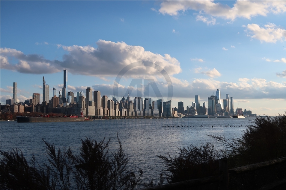 Indahnya matahari terbenam di New York