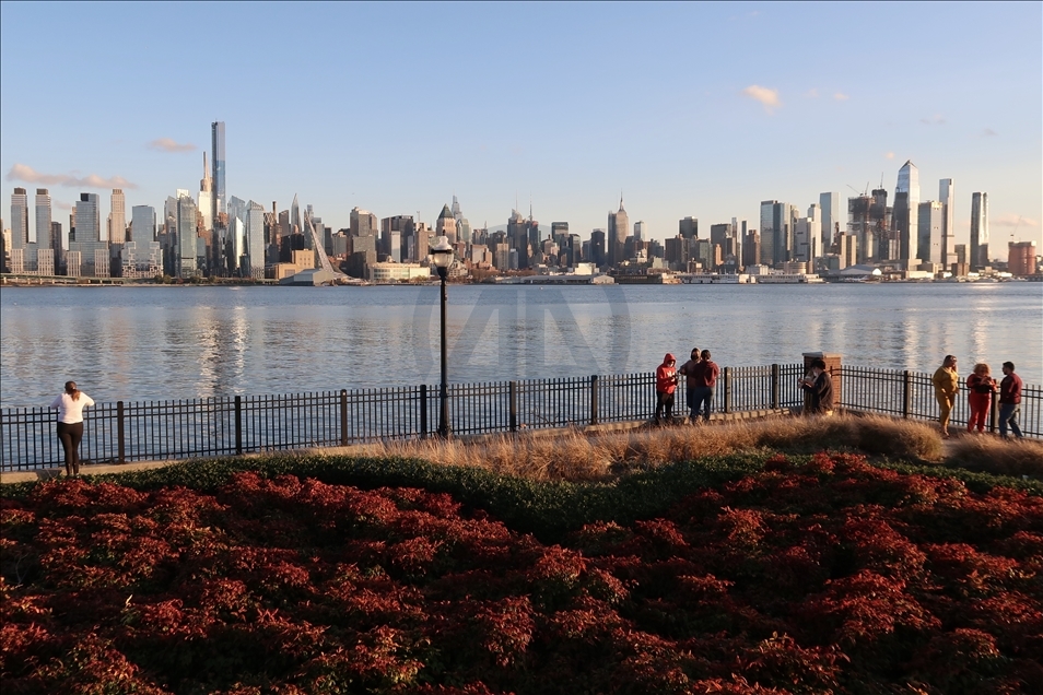 Indahnya matahari terbenam di New York