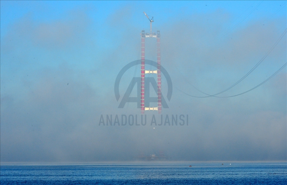 Çanakkale Boğazı yoğun sis nedeniyle çift yönlü transit gemi geçişlerine kapatıldı