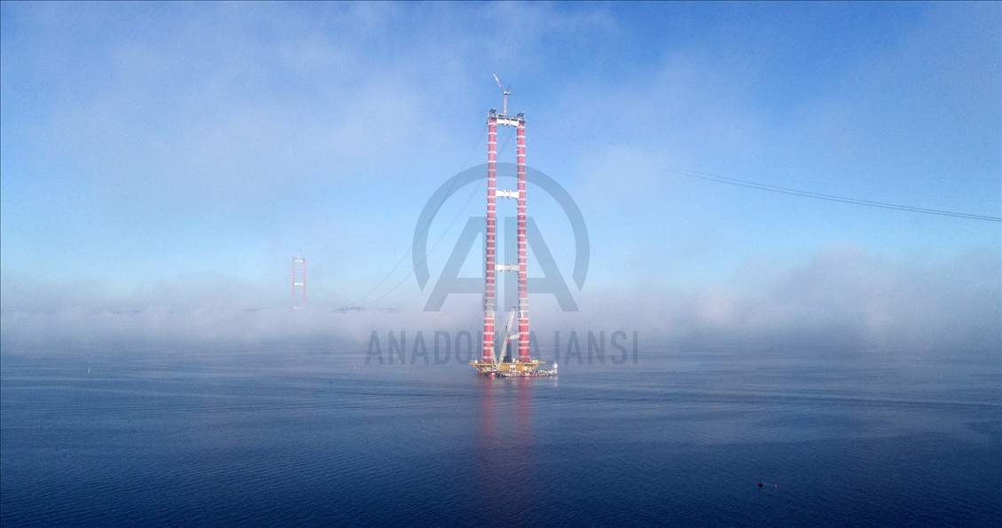 Çanakkale Boğazı yoğun sis nedeniyle çift yönlü transit gemi geçişlerine kapatıldı