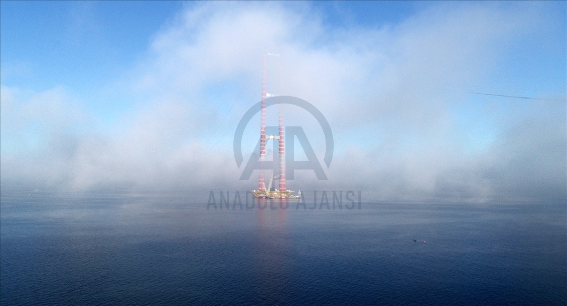 Çanakkale Boğazı yoğun sis nedeniyle çift yönlü transit gemi geçişlerine kapatıldı
