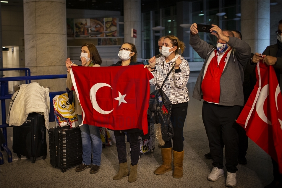 Avrupa şampiyonu Ritmik Cimnastik Grup Milli Takımı yurda döndü