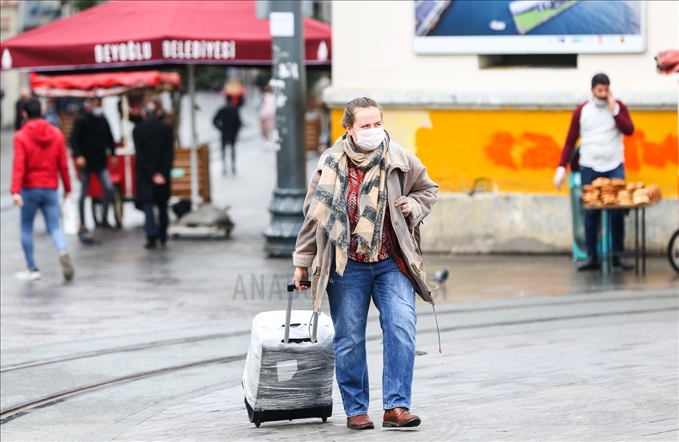 İstanbul'da sokağa çıkma kısıtlaması sona erdi.