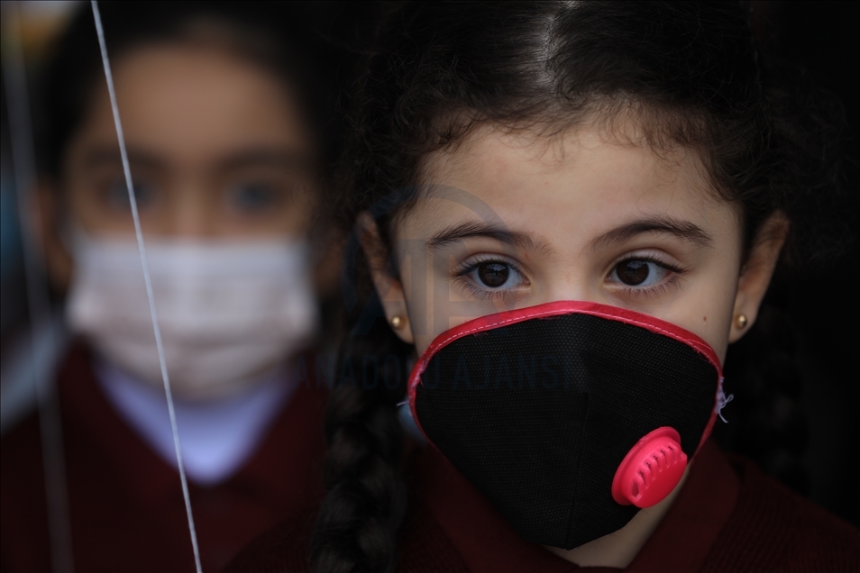 Irak’ta, Kovid-19 gölgesinde ilk ders zili çaldı