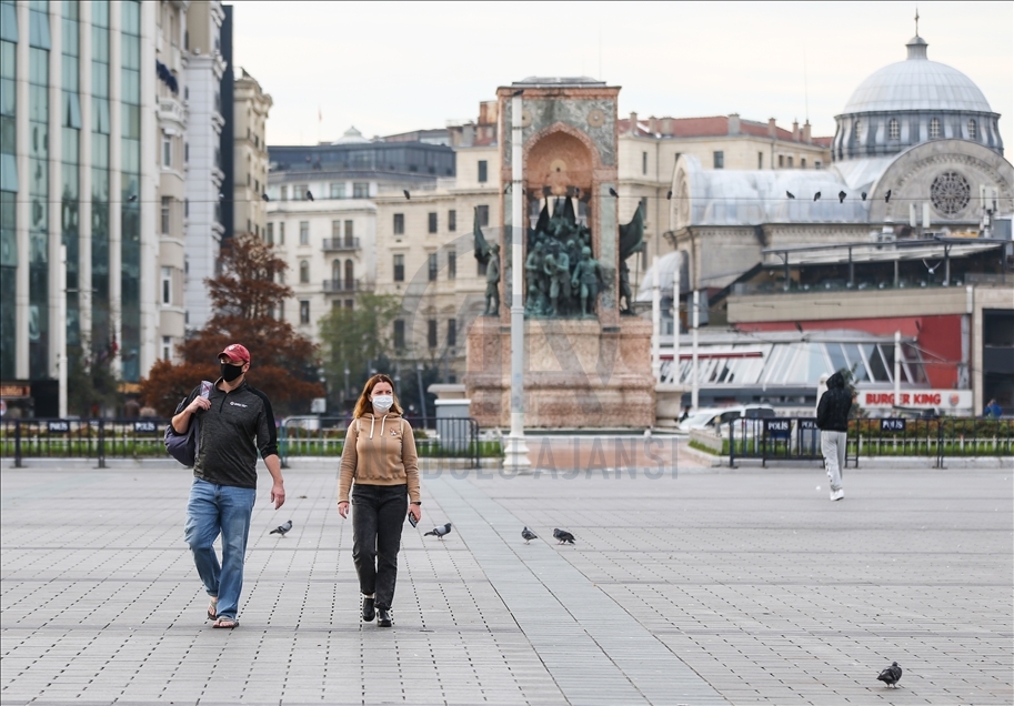İstanbul'da sokağa çıkma kısıtlaması sona erdi.