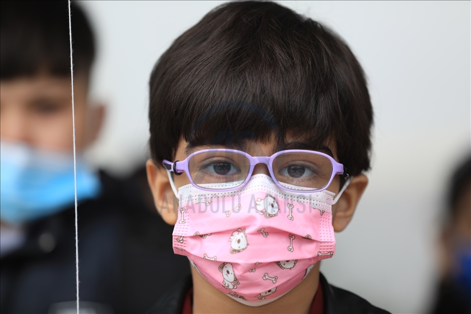 Irak’ta, Kovid-19 gölgesinde ilk ders zili çaldı