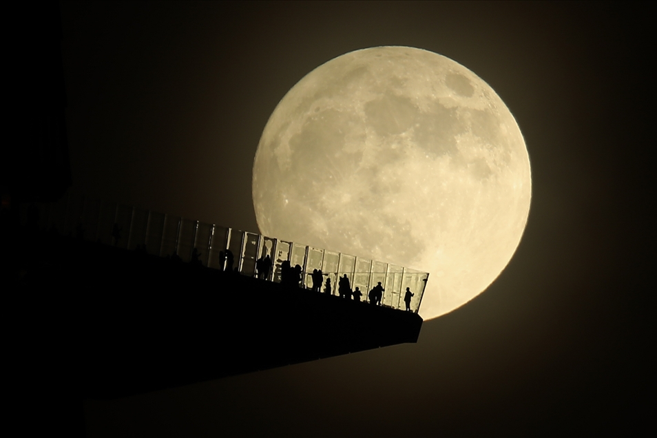 Bulan purnama di New York