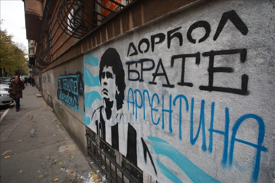 A mural dedicated to one of the best football players of all time, Diego Armando Maradona, with the inscription "El grande Maradona" was unveiled in the center of Belgrade