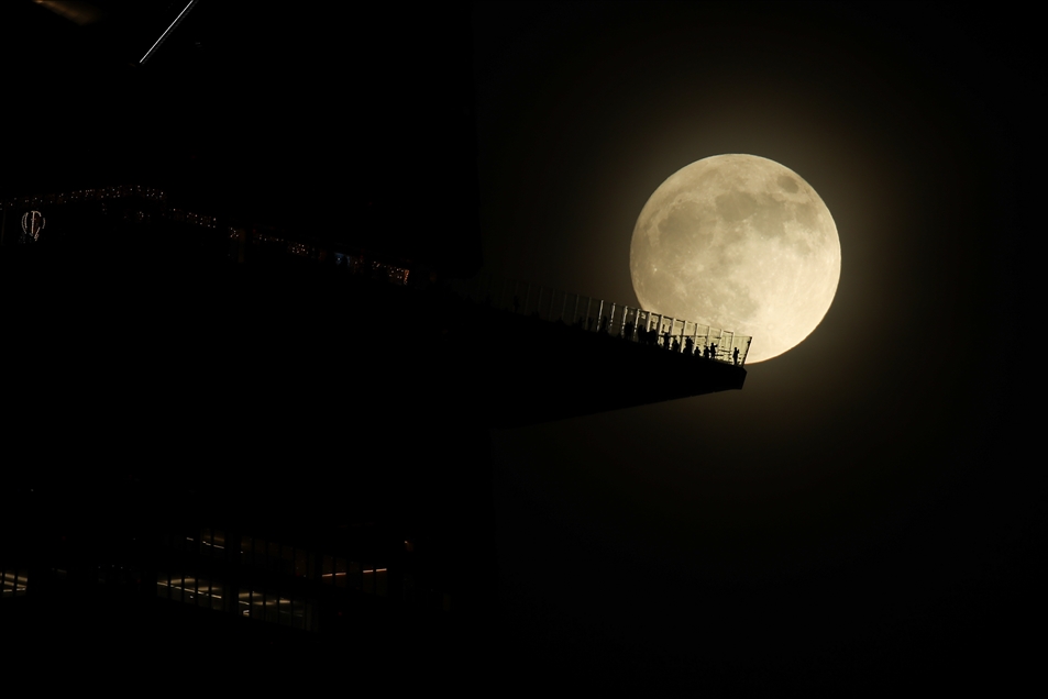 Bulan purnama di New York