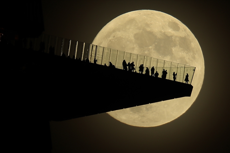 Bulan purnama di New York
