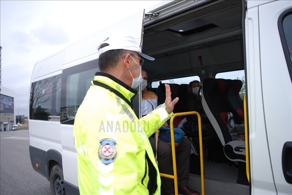 İstanbul'da toplu taşıma araçlarında Kovid-19 denetimi