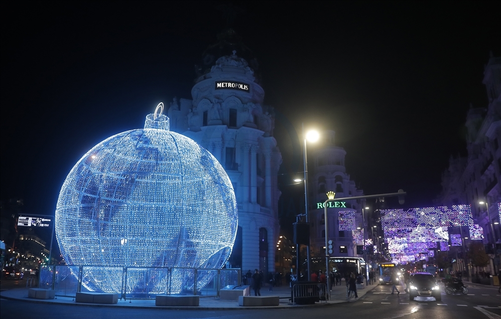 Madrid streets decorated for Christmas