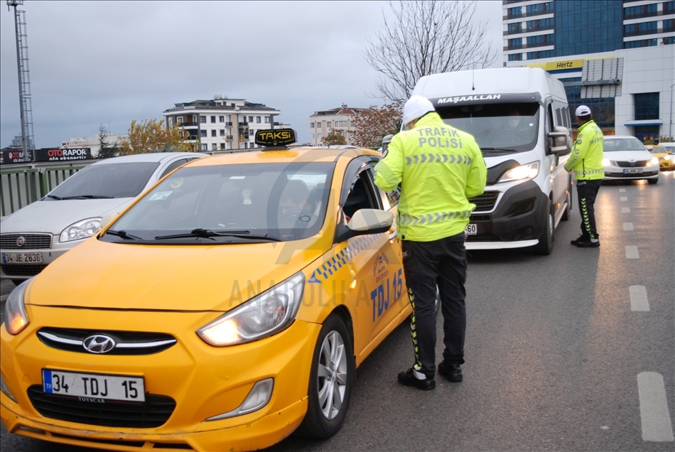 İstanbul'da toplu taşıma araçlarında Kovid-19 denetimi