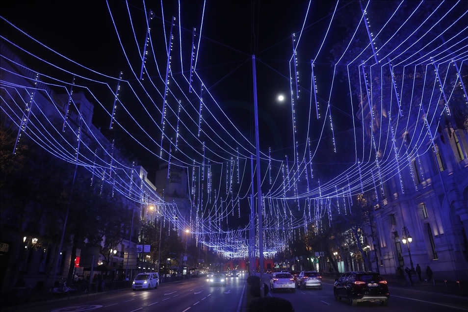 Madrid streets decorated for Christmas