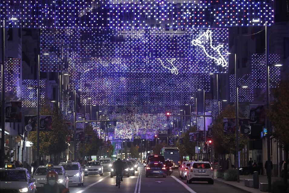 Madrid streets decorated for Christmas