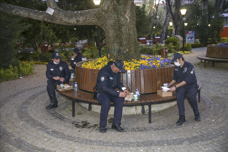 AA'nın geleneksel "Yılın Fotoğrafları" oylaması başladı