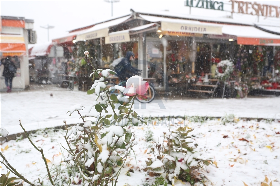 Hrvatska: Prvi decembarski snijeg zabijelio Zagreb