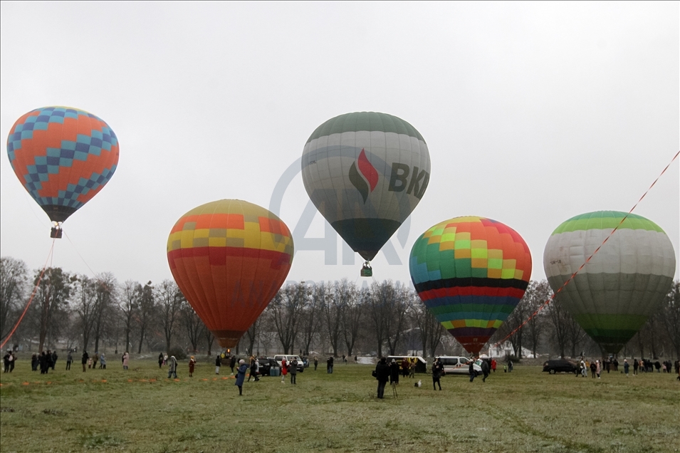 Festival balon udara "Mongolfieria" di Kiev