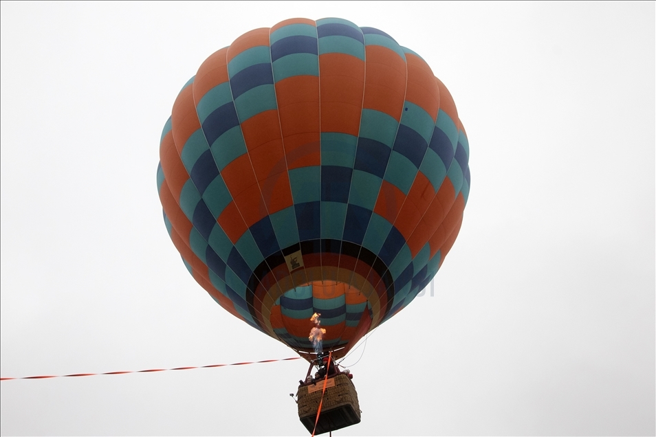 Festival balon udara "Mongolfieria" di Kiev