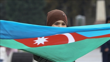 Azerbaycan'da şehitler anıldı
