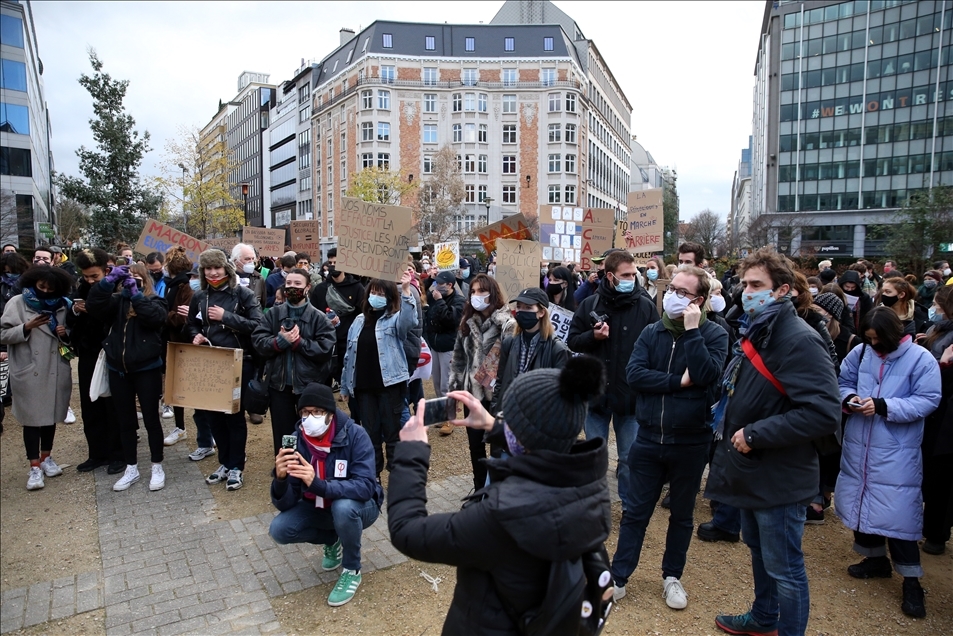 Brüksel'de ırkçılık ve polis şiddeti protesto edildi 