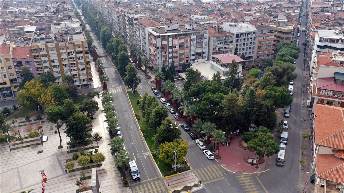 Aydın'da cadde ve sokaklarda sessizlik hakim