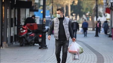 Sokağa çıkma kısıtlamasından muaf tutulan esnaf vatandaşların mağdur olmaması için mesaide