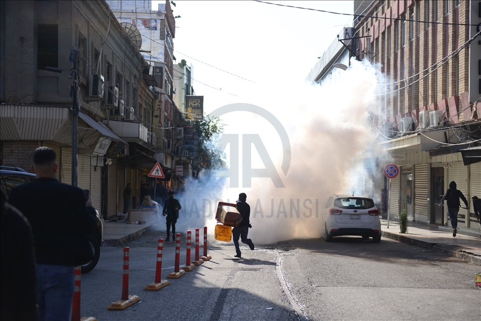 Süleymaniye'de güvenlik güçleri göstericilere müdahale etti