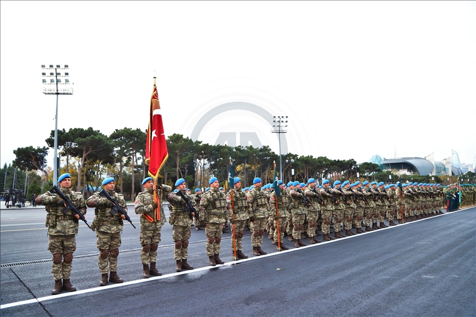 Турецкие военнослужащие примут участие в Параде Победы в Баку