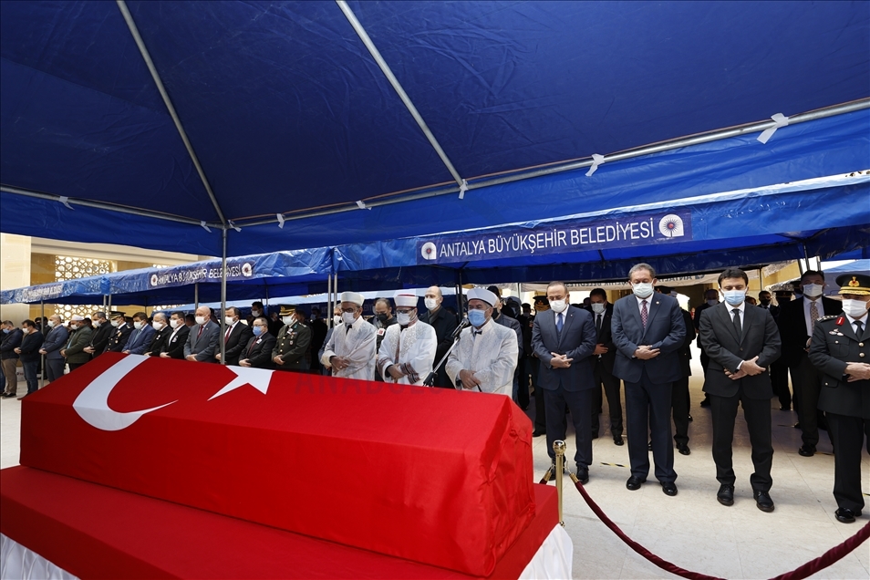 Şehit jandarma yüzbaşı Yasin Kurt, son yolculuğuna uğurlandı