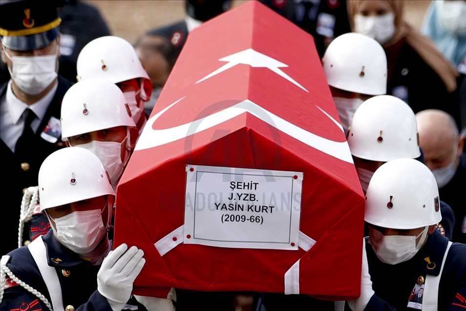 Şehit jandarma yüzbaşı Yasin Kurt, son yolculuğuna uğurlandı