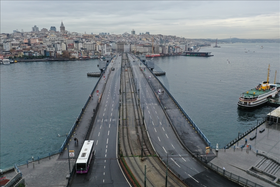 İstanbul pazar gününe sakin uyandı