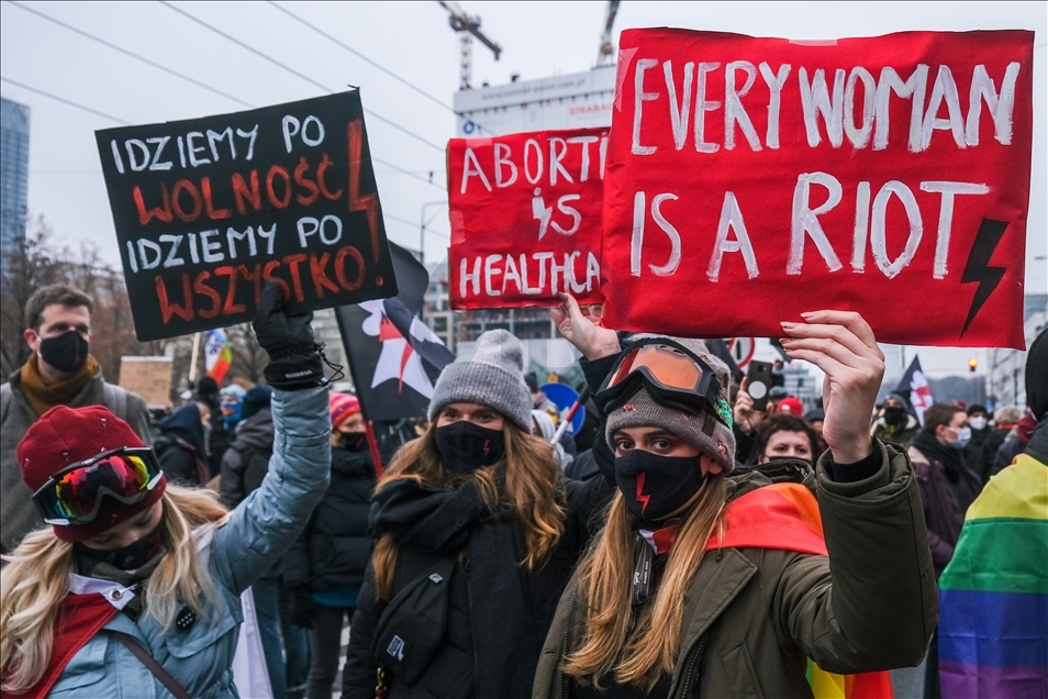 Poland's pro democratic protests continue despiste COVID 19 crisis