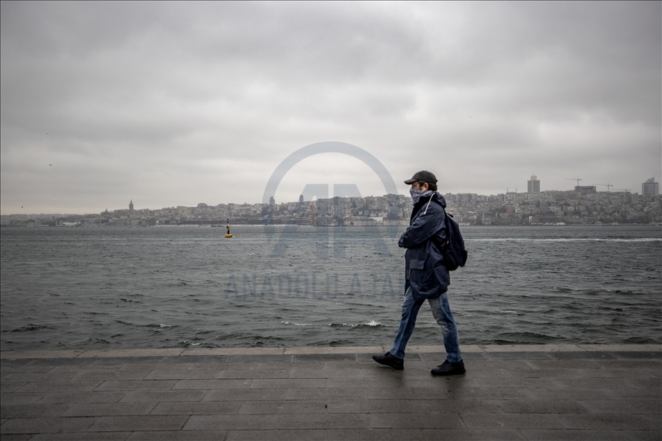 İstanbul'da soğuk ve yağışlı hava